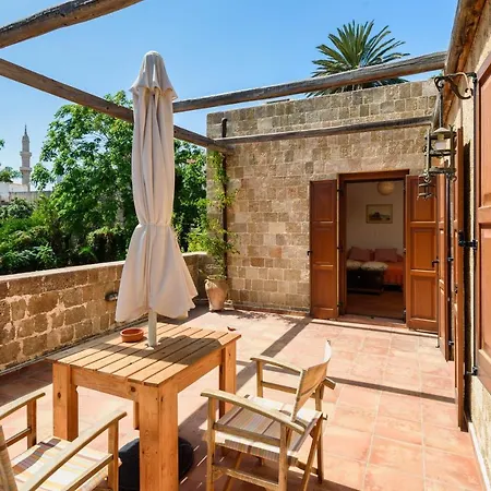 Inner Light וילה עיר רודוס